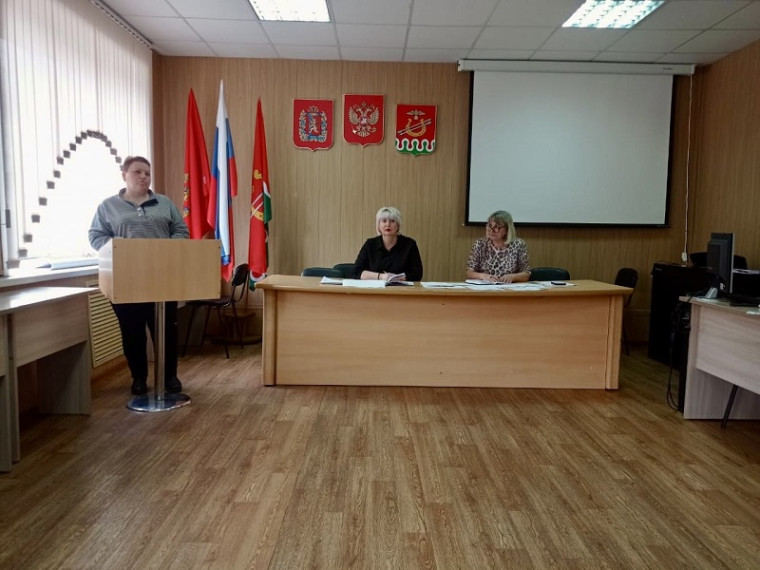 В администрации Боготольского района прошло заседание организационного комитета, посвященное подготовке к празднованию 80-летия Победы в Великой Отечественной войне. В администрации Боготольского района прошло заседание организационного комитета, посвященное подготовке к празднованию 80-летия Победы в Великой Отечественной войне.